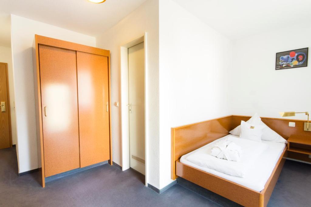 Hotel Roemerstein Mainz Phòng bức ảnh